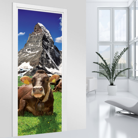 Vinilo Adhesivo para puerta - Vaca montaña